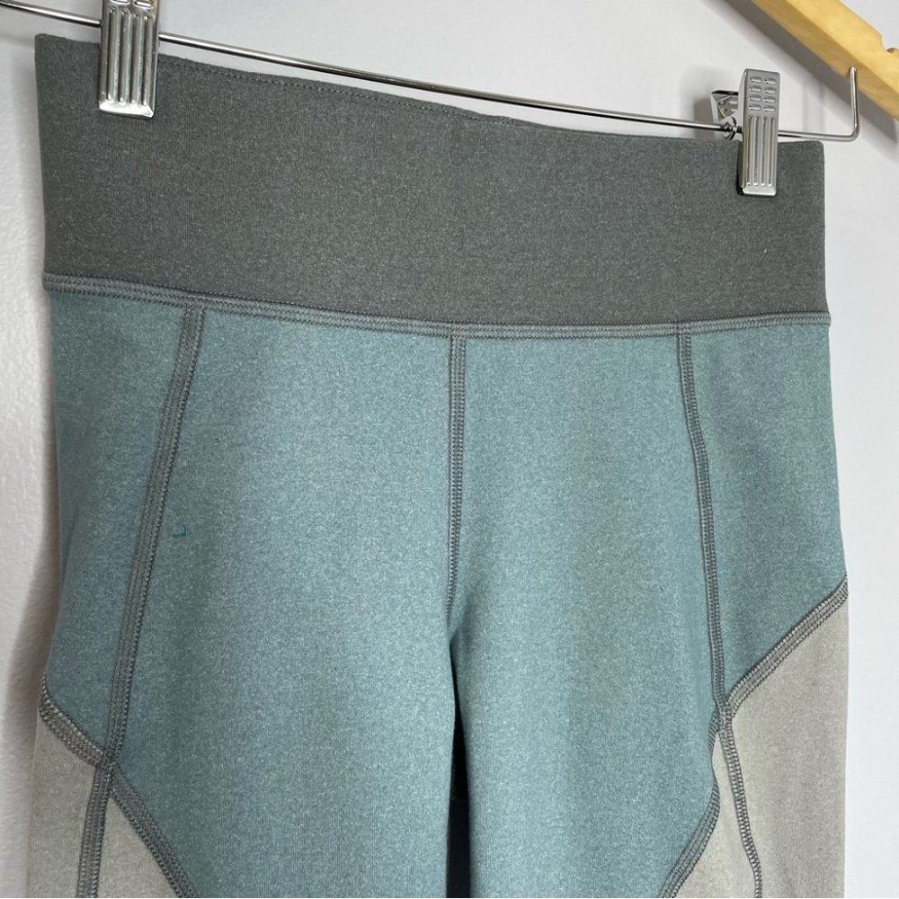 Michi Mist Cropped Leggings - Picture 4 of 10